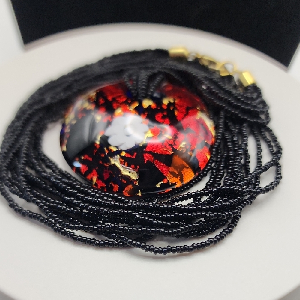 Elegant Black and Red Pendant‎ Necklace - Murano Glass